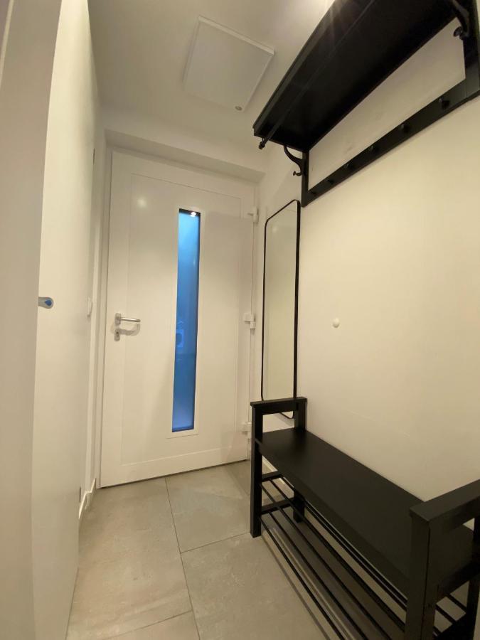 Charming Townhouse Directly By Metro Apartment Виена Екстериор снимка